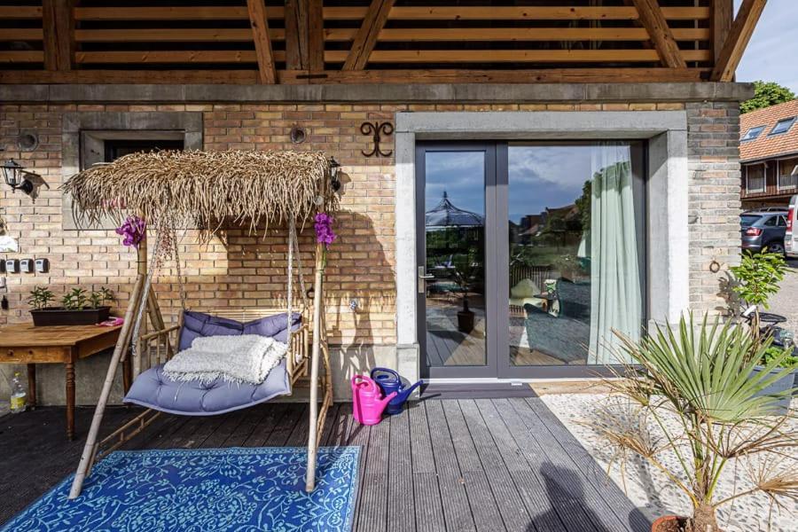 Uelis-Stoeckli-Gaestezimmer Auf Bauernhof Mit Billiard Und Alpakatrekking Meikirch Exterior foto