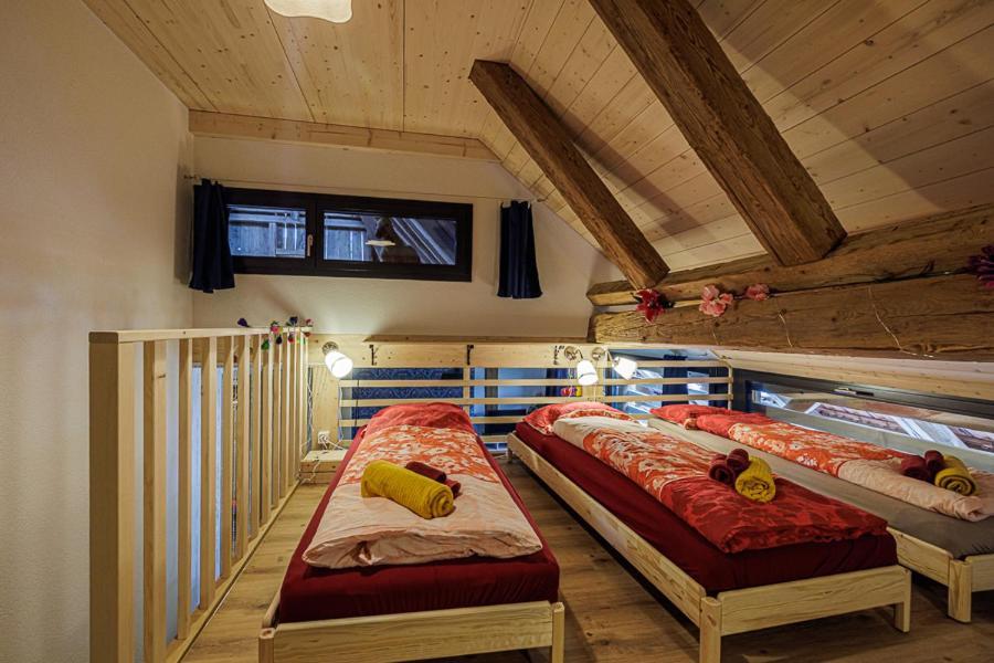 Uelis-Stoeckli-Gaestezimmer Auf Bauernhof Mit Billiard Und Alpakatrekking Meikirch Exterior foto
